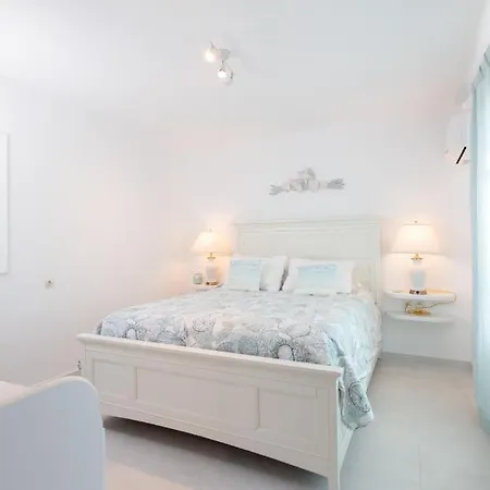 Bougain-villa Orkos Naxos Vila *