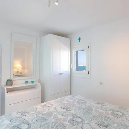 Bougain-villa Orkos Naxos Vila *