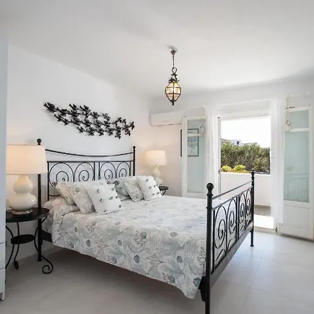 Vila Bougain-villa Orkos Naxos