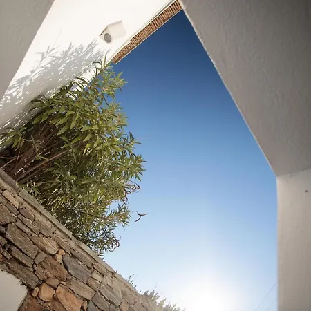 Bougain-villa Orkos Naxos Vila *