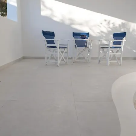 Bougain-villa Orkos Naxos Vila *