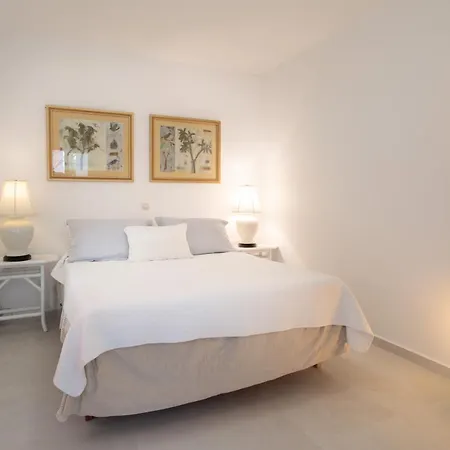 Bougain-villa Orkos Naxos Vila *